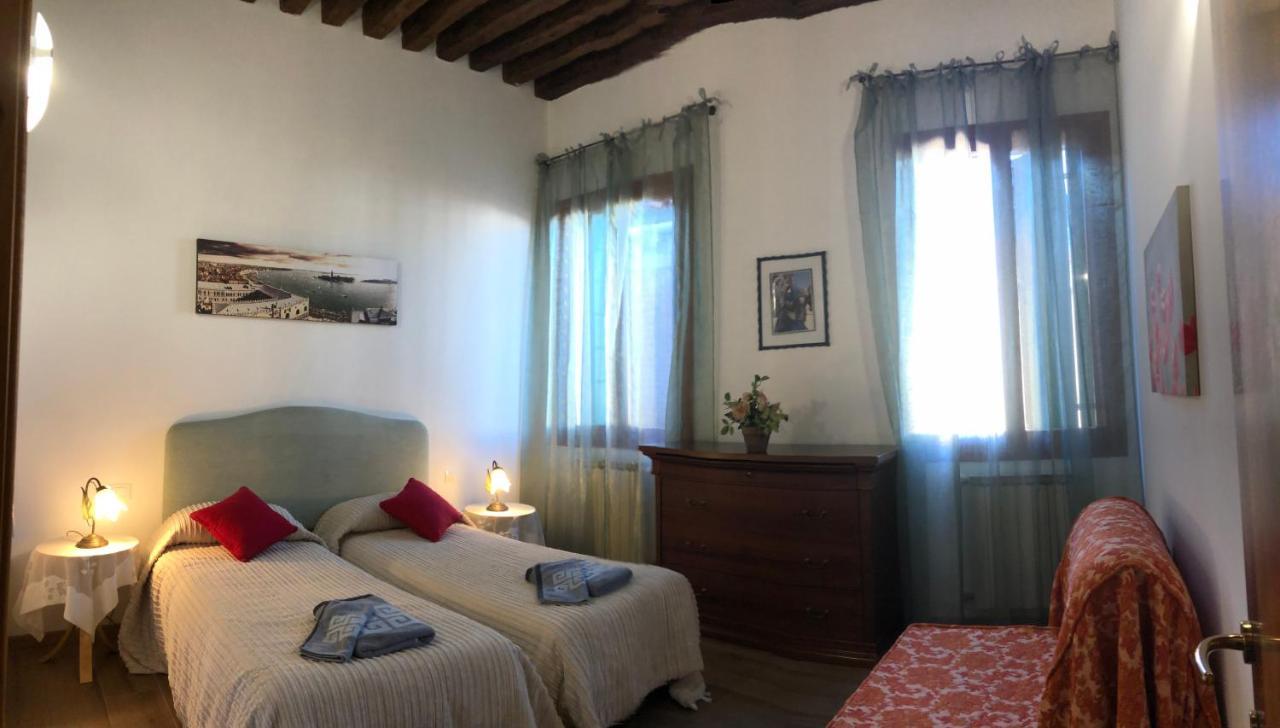 Tintoretto 4, 3 Grandi Da Letto, 2 Bagni * Venetië